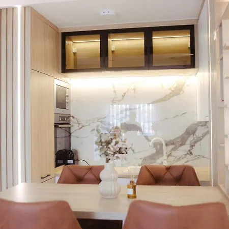 Apartment Lux