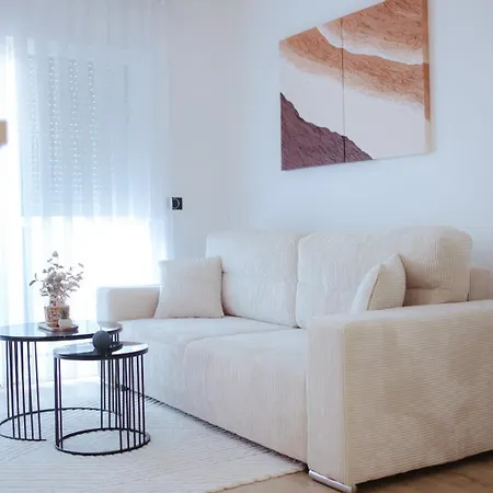Apartment Lux