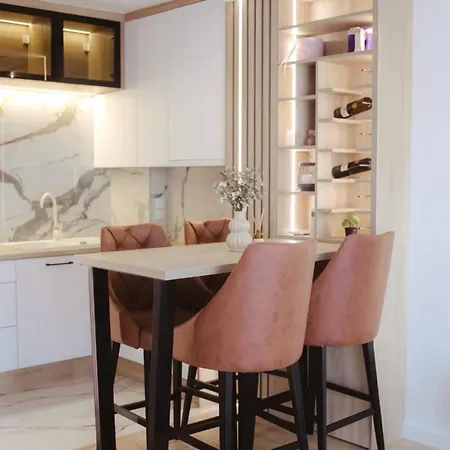 Apartment Lux